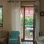 Barackvirag Apartmanhaz Апартаменты *
