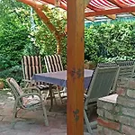 Апартаменты Barackvirag Apartmanhaz Вонярцвашхедь