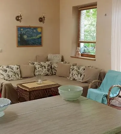 Barackvirag Apartmanhaz Vonyarcvashegy