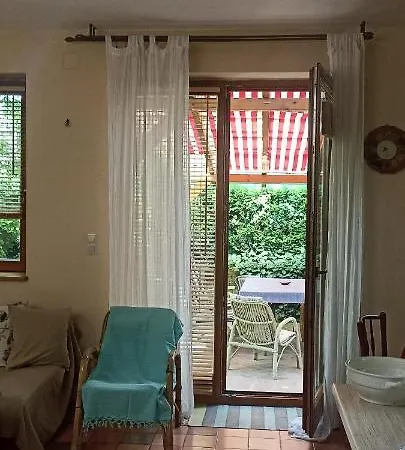 Barackvirag Apartmanhaz Apartment *