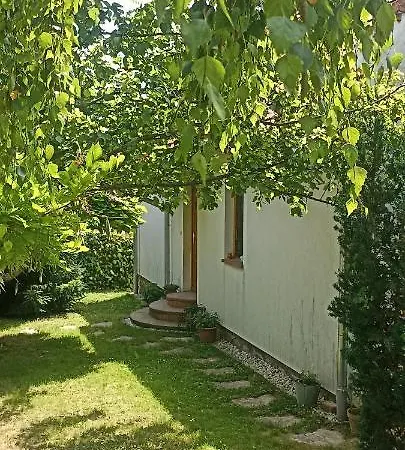 Barackvirag Apartmanhaz Lägenhet *