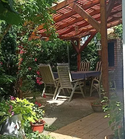 Barackvirag Apartmanhaz Apartment *