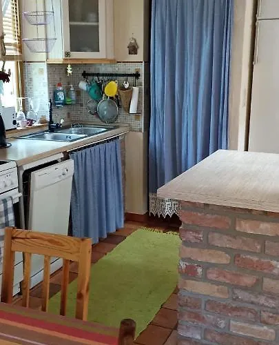 Barackvirag Apartmanhaz * Vonyarcvashegy