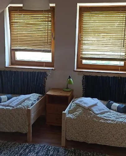 Apartment Barackvirag Apartmanhaz
